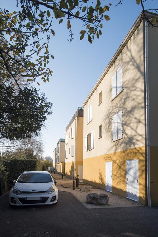 Les Gemeaux Lägenhet Avignon Exteriör bild